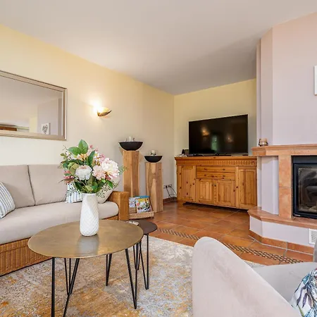 Duenenhaus Aurelia * Neuhaus (Mecklenburg-Vorpommern)